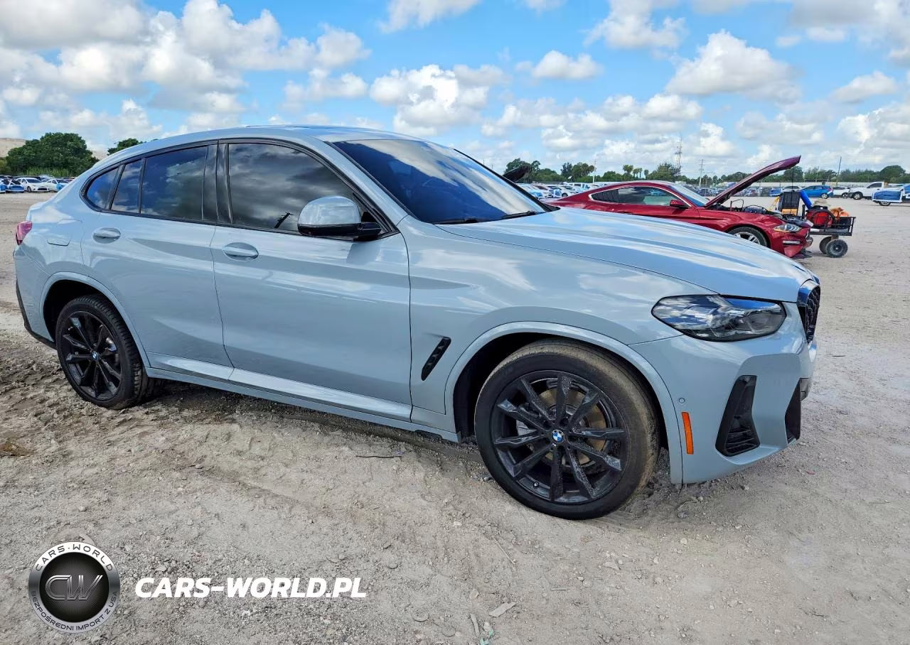 2025 BMW X4 xDrive30I VIN:5UX33DT05S9X68898 - 4