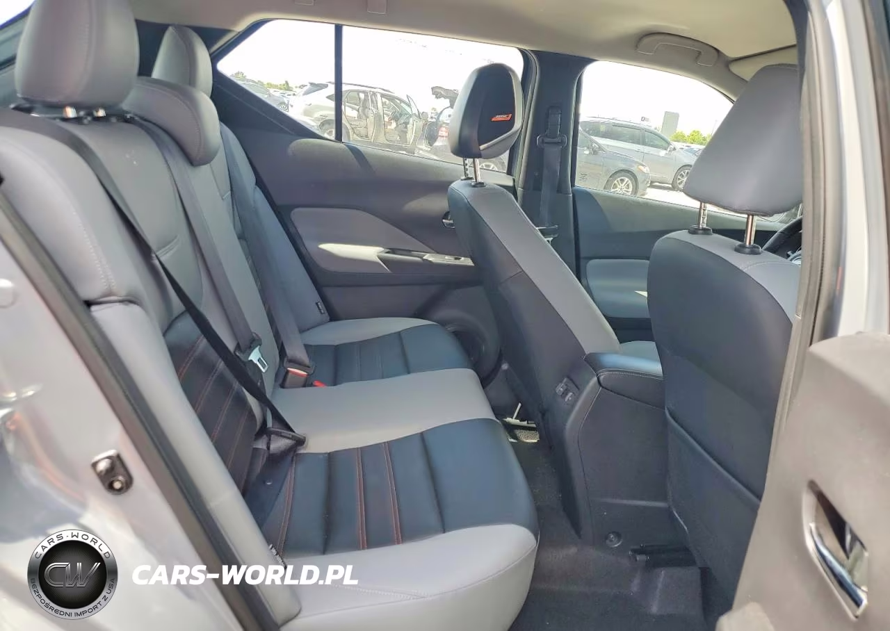 2024 Nissan Kicks Sr VIN:3N1CP5DV4RL486777 - 11