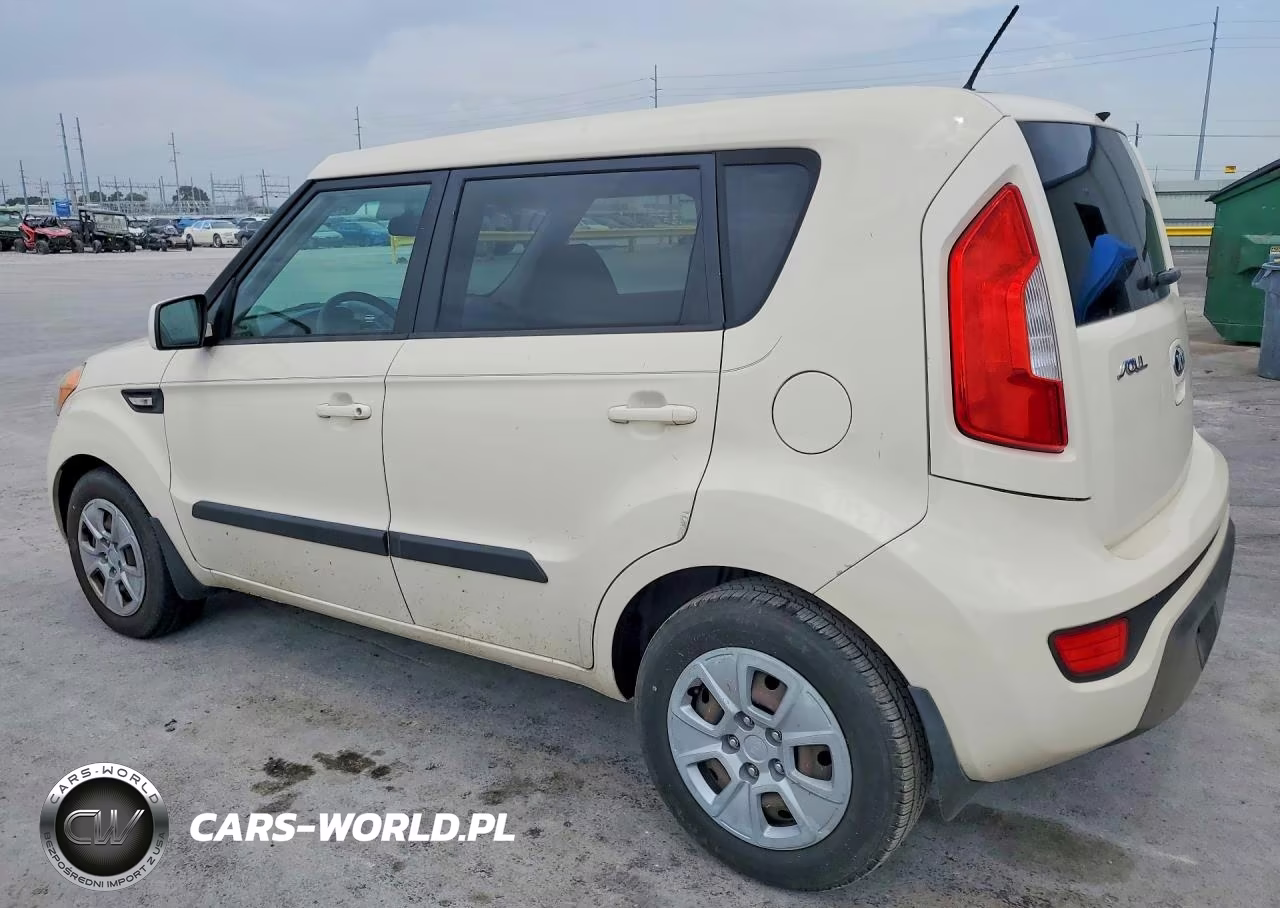 2013 Kia Soul Base VIN:KNDJT2A57D7768069 - 2
