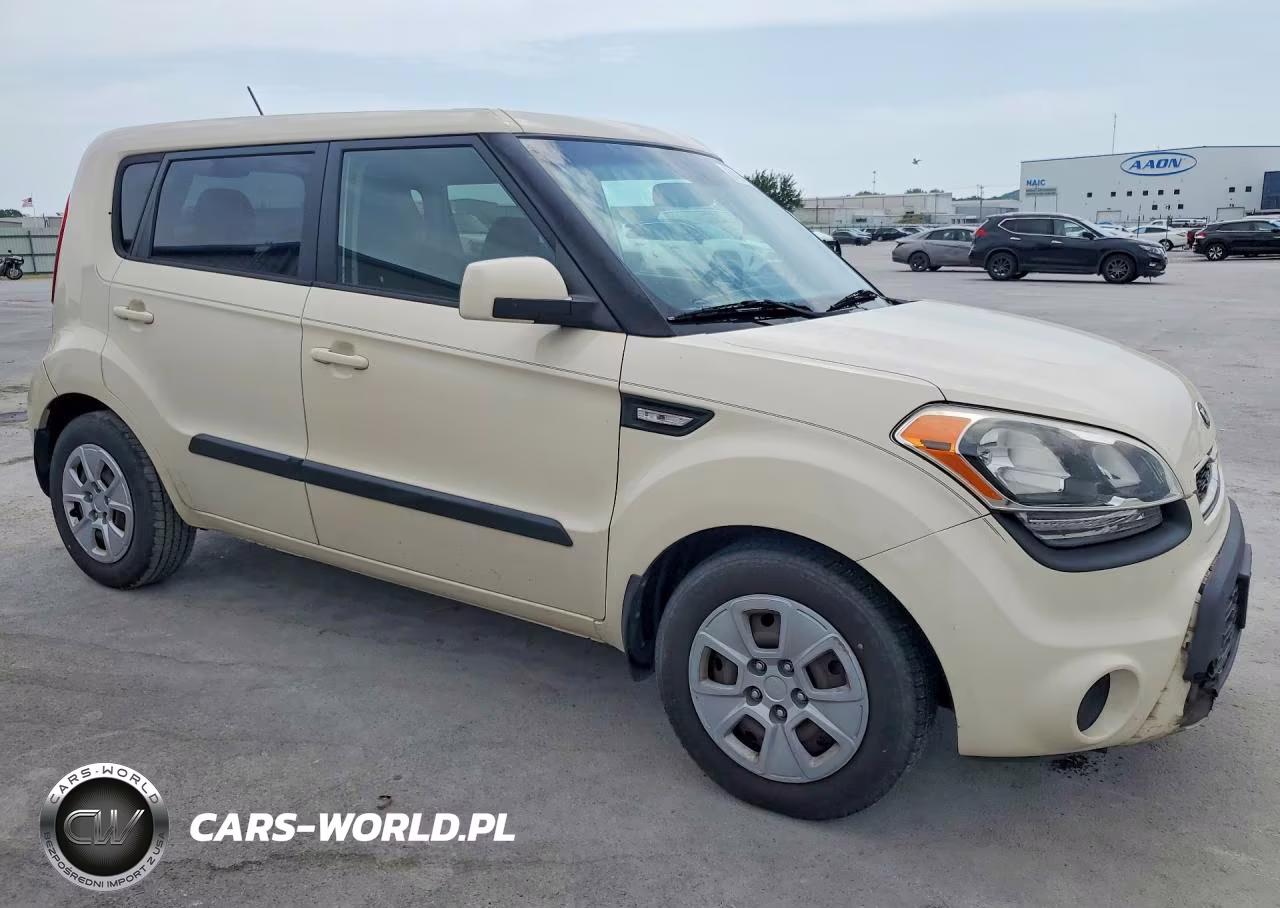 2013 Kia Soul Base VIN:KNDJT2A57D7768069 - 4