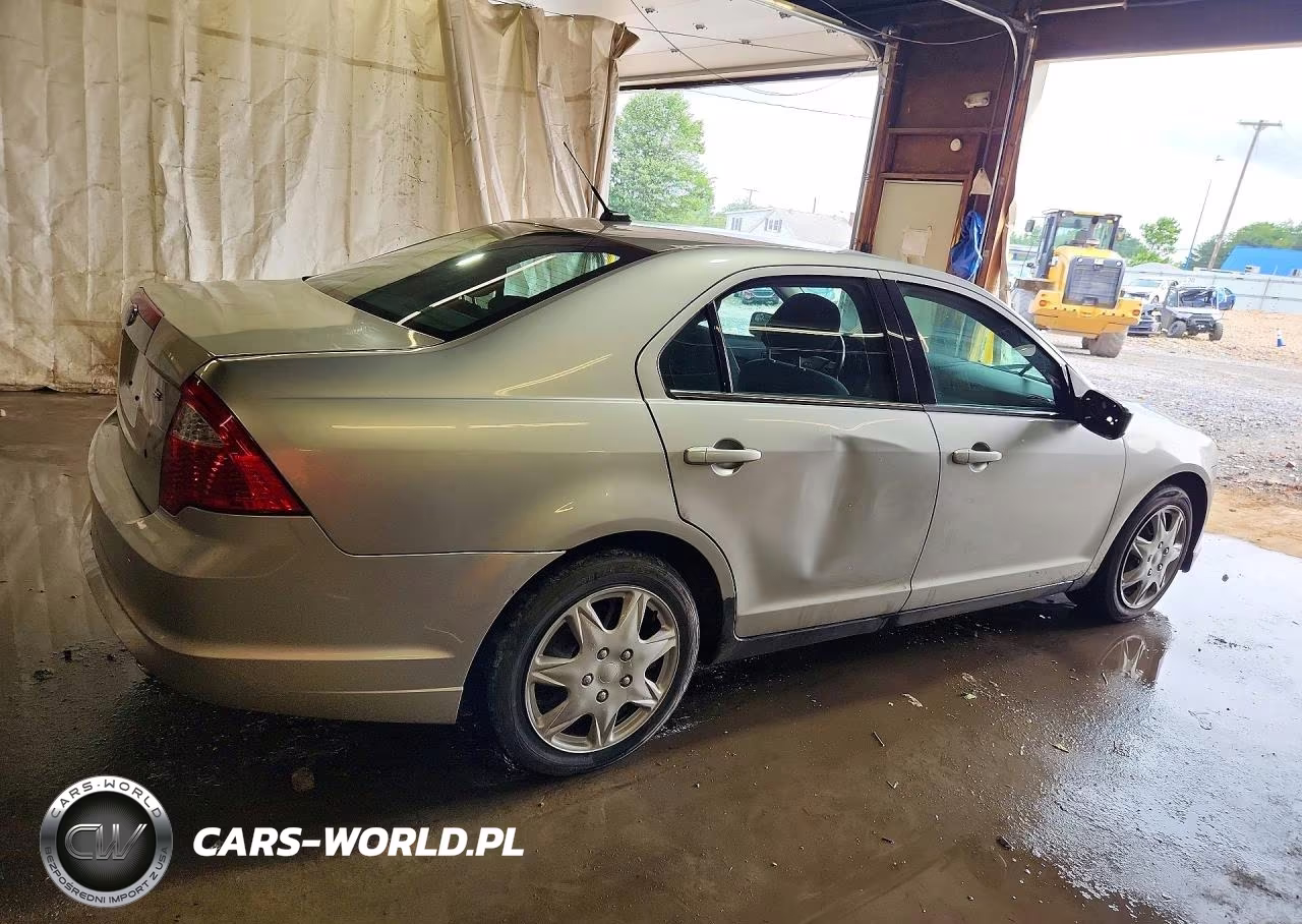 2011 Ford Fusion Se VIN:3FAHP0HAXBR237339 - 3