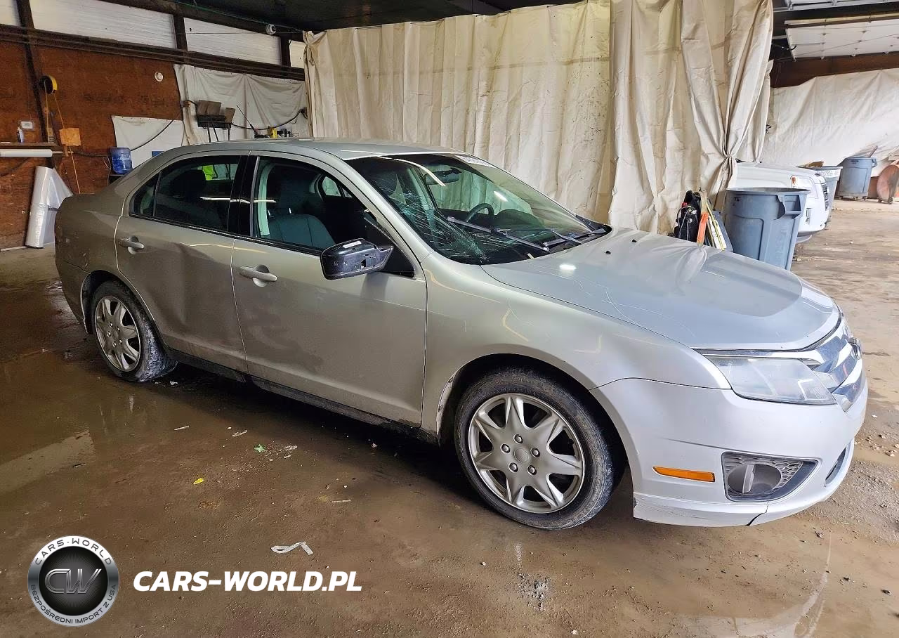 2011 Ford Fusion Se VIN:3FAHP0HAXBR237339 - 4