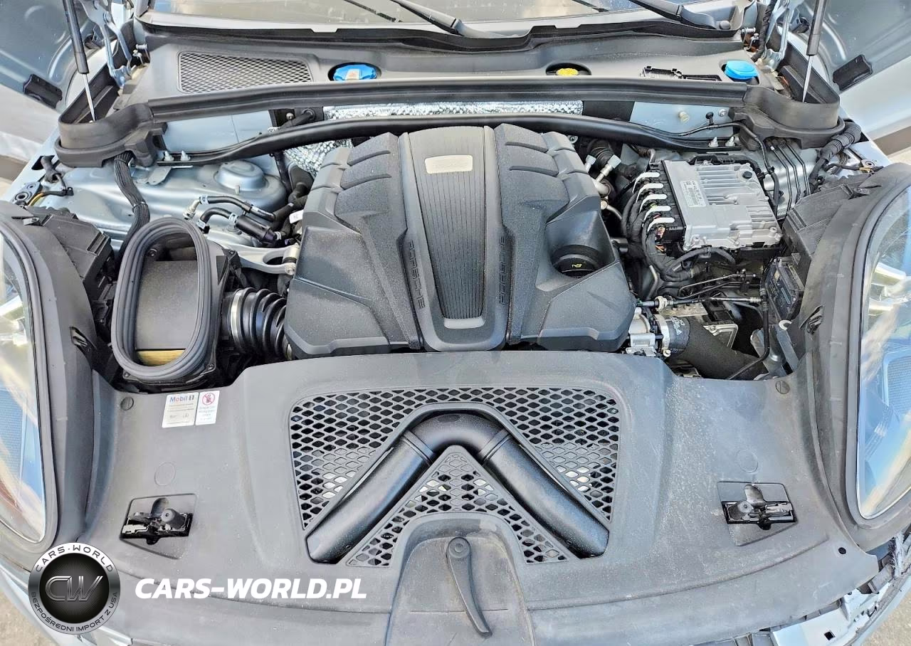 2020 Porsche Macan S VIN:WP1AB2A55LLB33083 - 12