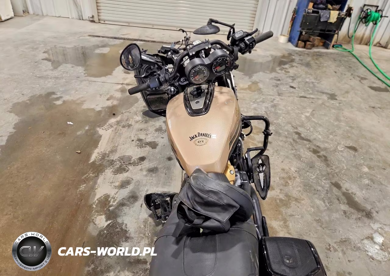 2022 Indian Motorcycle Co. Challenger Elite VIN:56KLCERR3N3405689 - 6
