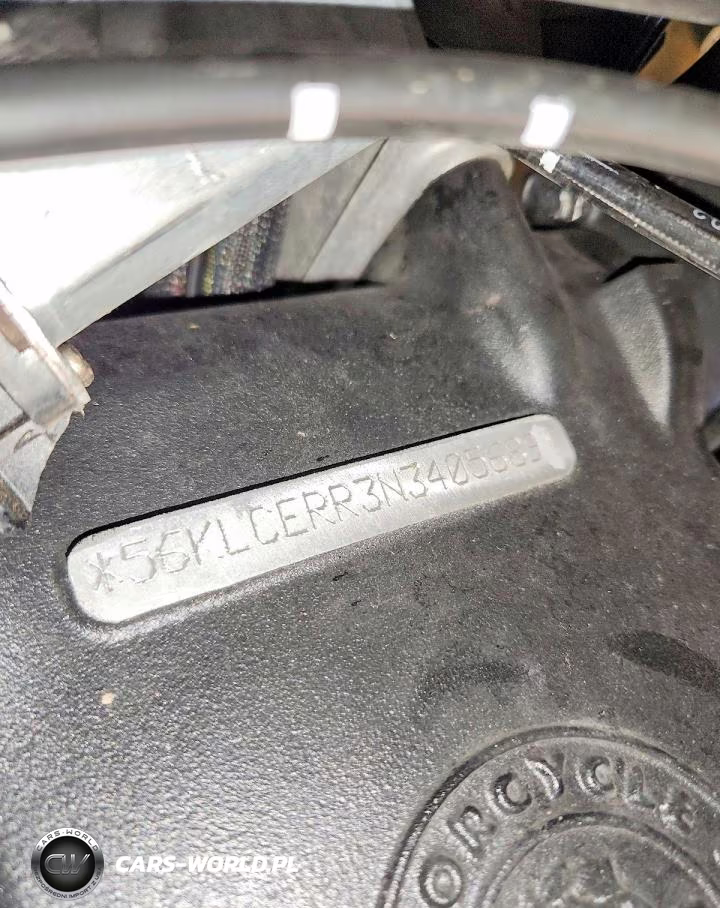 2022 Indian Motorcycle Co. Challenger Elite VIN:56KLCERR3N3405689 - 9
