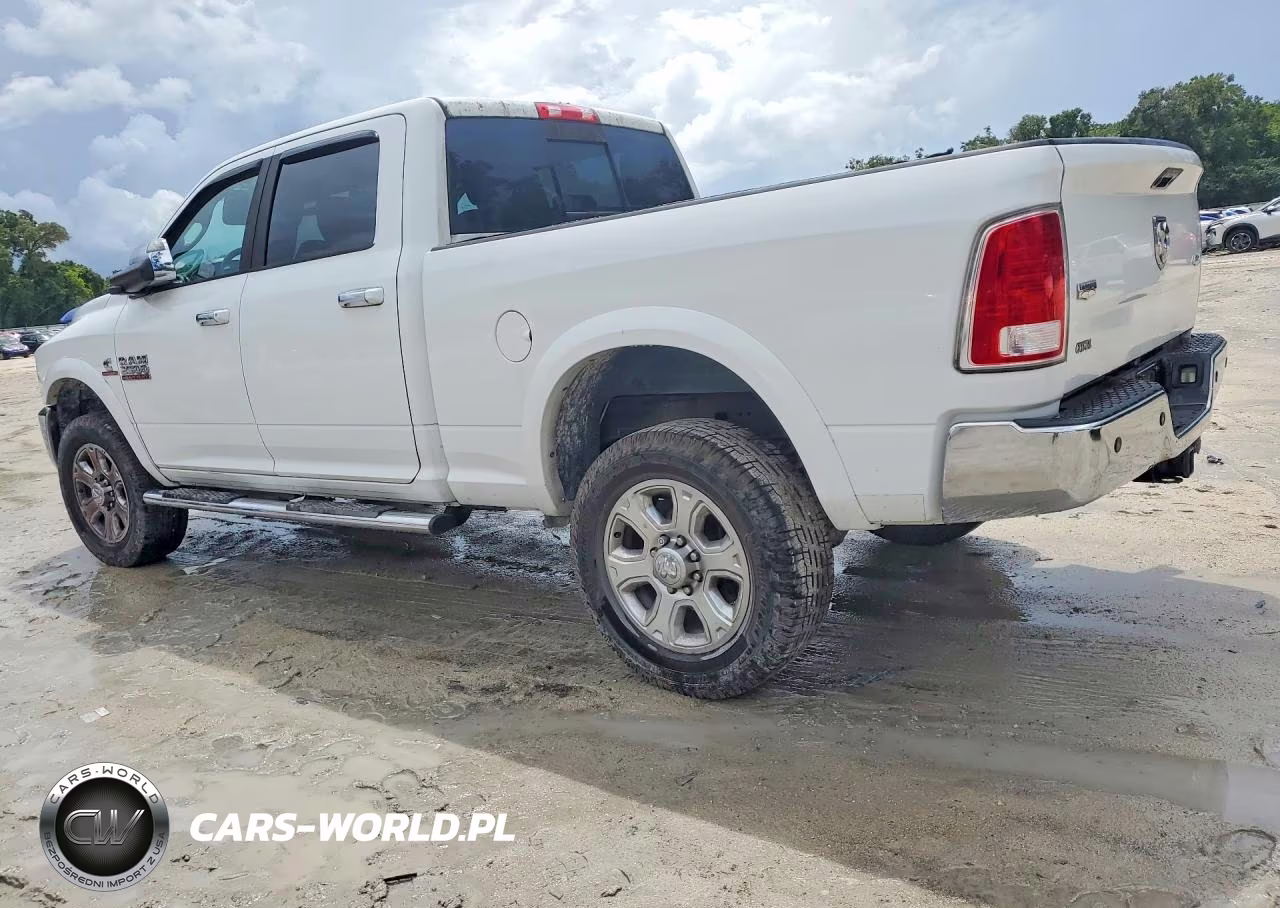 2015 Ram 2500 Laramie VIN:3C6UR5FL7FG646721 - 2