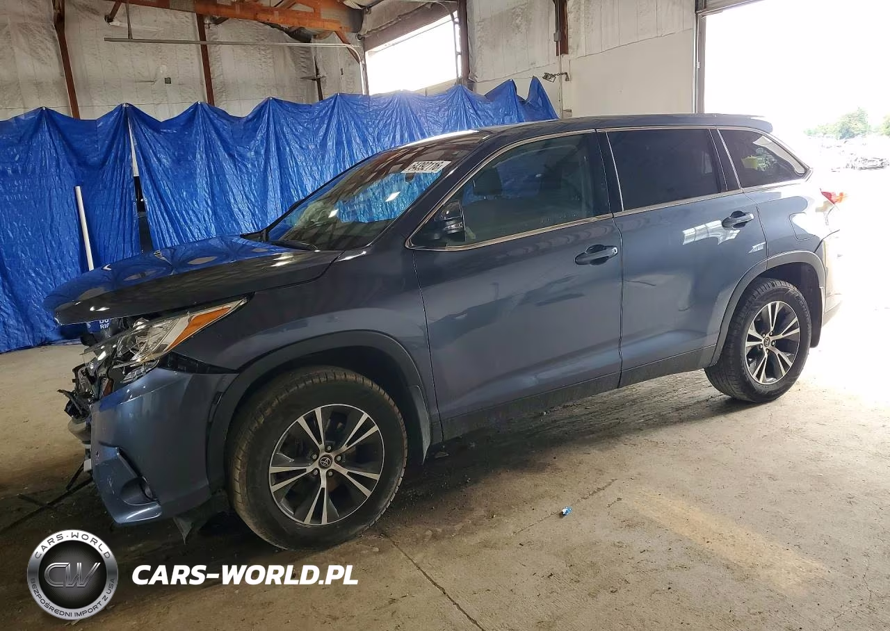 2019 Toyota Highlander Le – zdjęcie 1 z 13