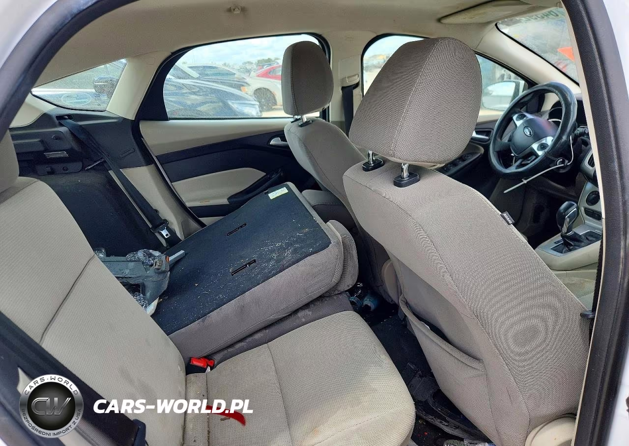 2013 Ford Focus Se VIN:1FADP3K22DL169878 - 10