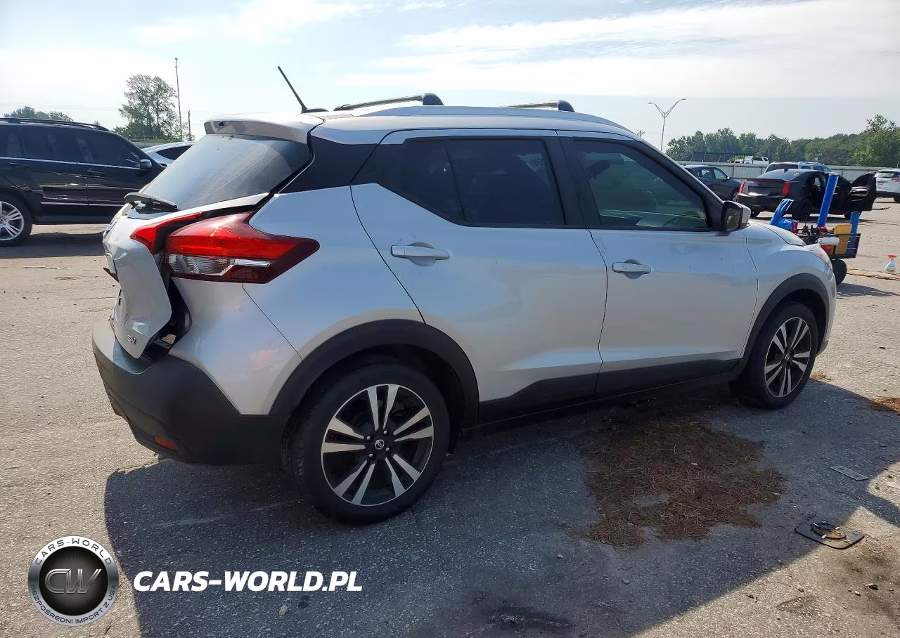 2019 Nissan Kicks Sv VIN:3N1CP5CU5KL552591 - 3