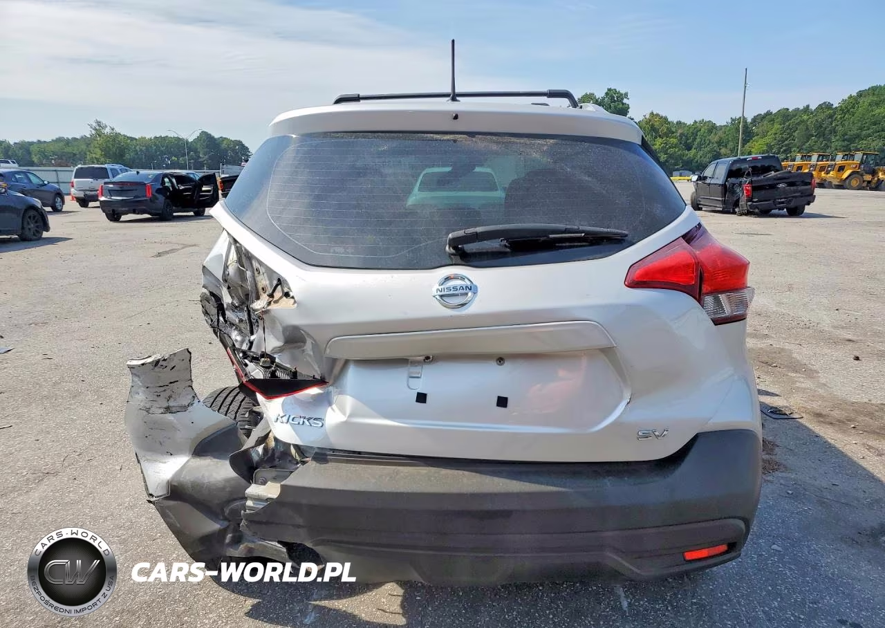 2019 Nissan Kicks Sv VIN:3N1CP5CU5KL552591 - 6