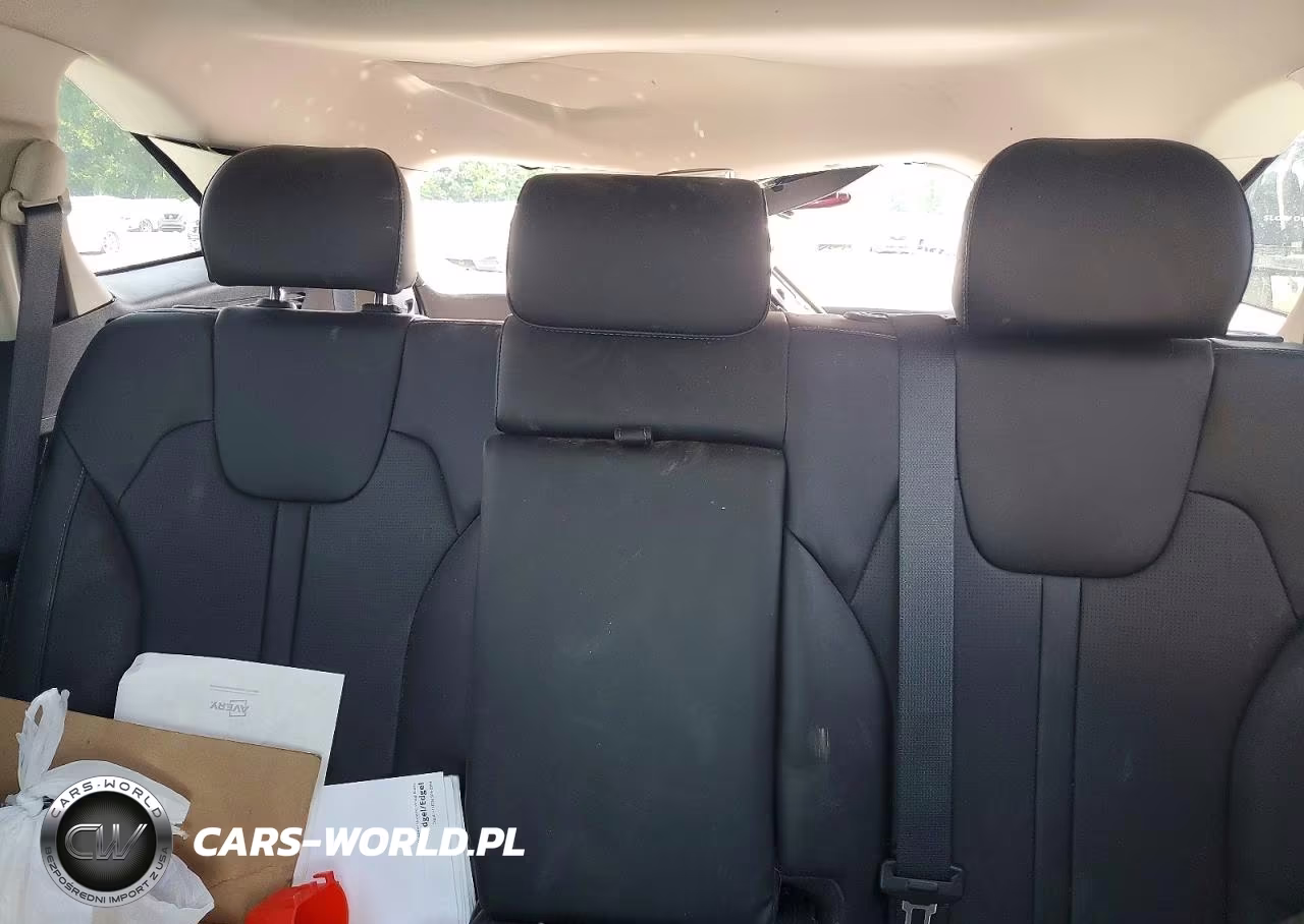 2024 Kia Sorento S VIN:5XYRLDJCXRG264400 - 10