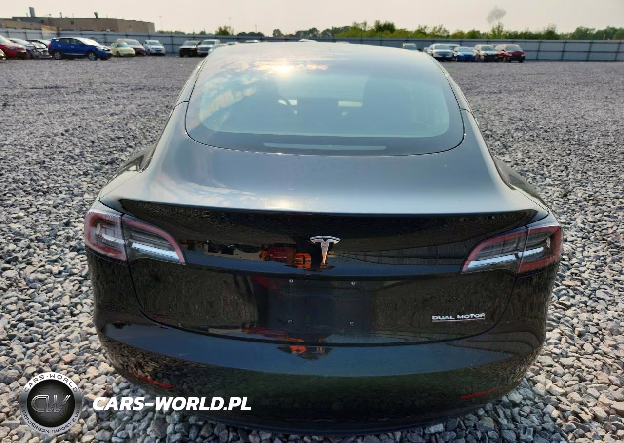 2018 Tesla Model 3 VIN:5YJ3E1EB6JF071804 - 6