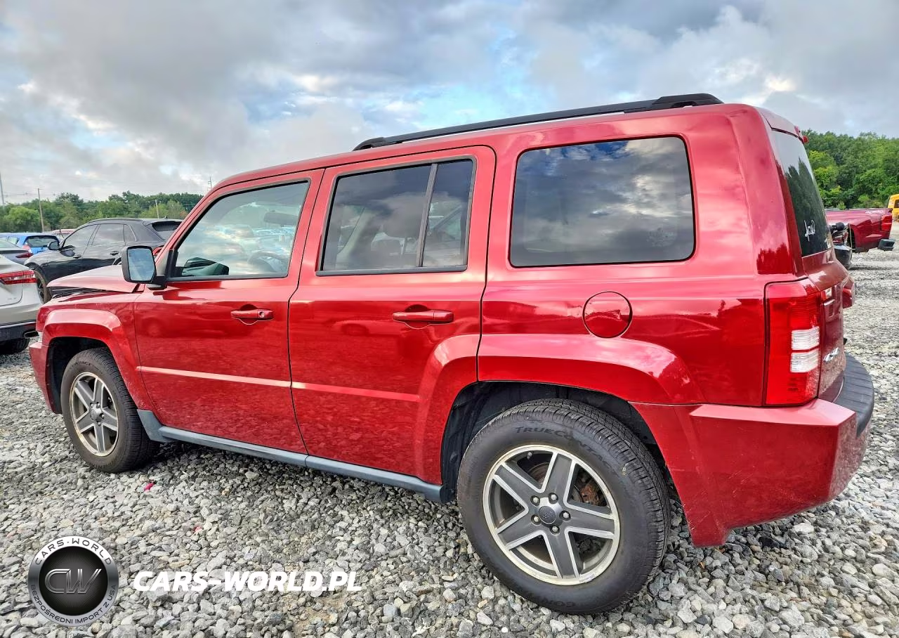 2010 Jeep Patriot Sport VIN:1J4NF2GB2AD505825 - 2