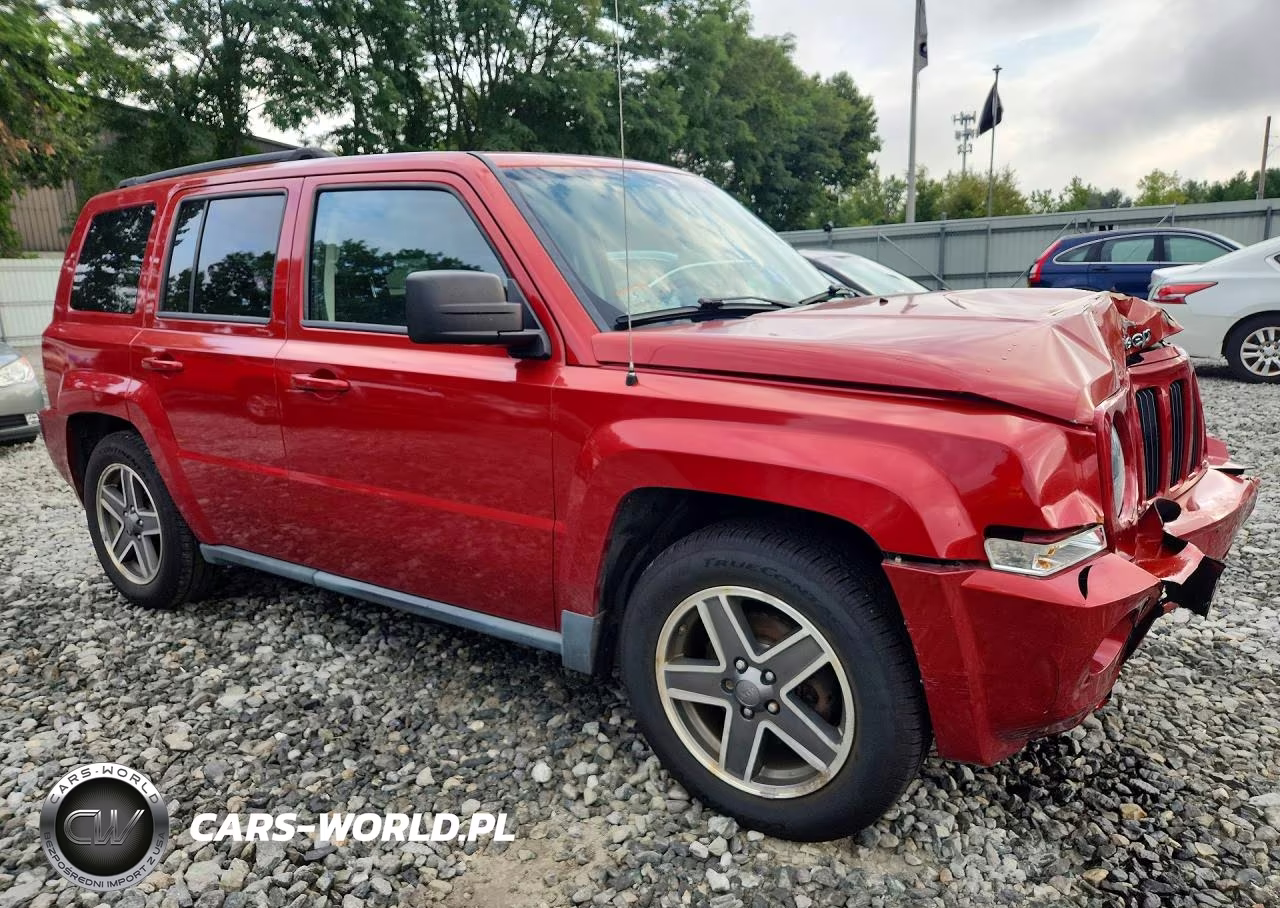 2010 Jeep Patriot Sport VIN:1J4NF2GB2AD505825 - 4