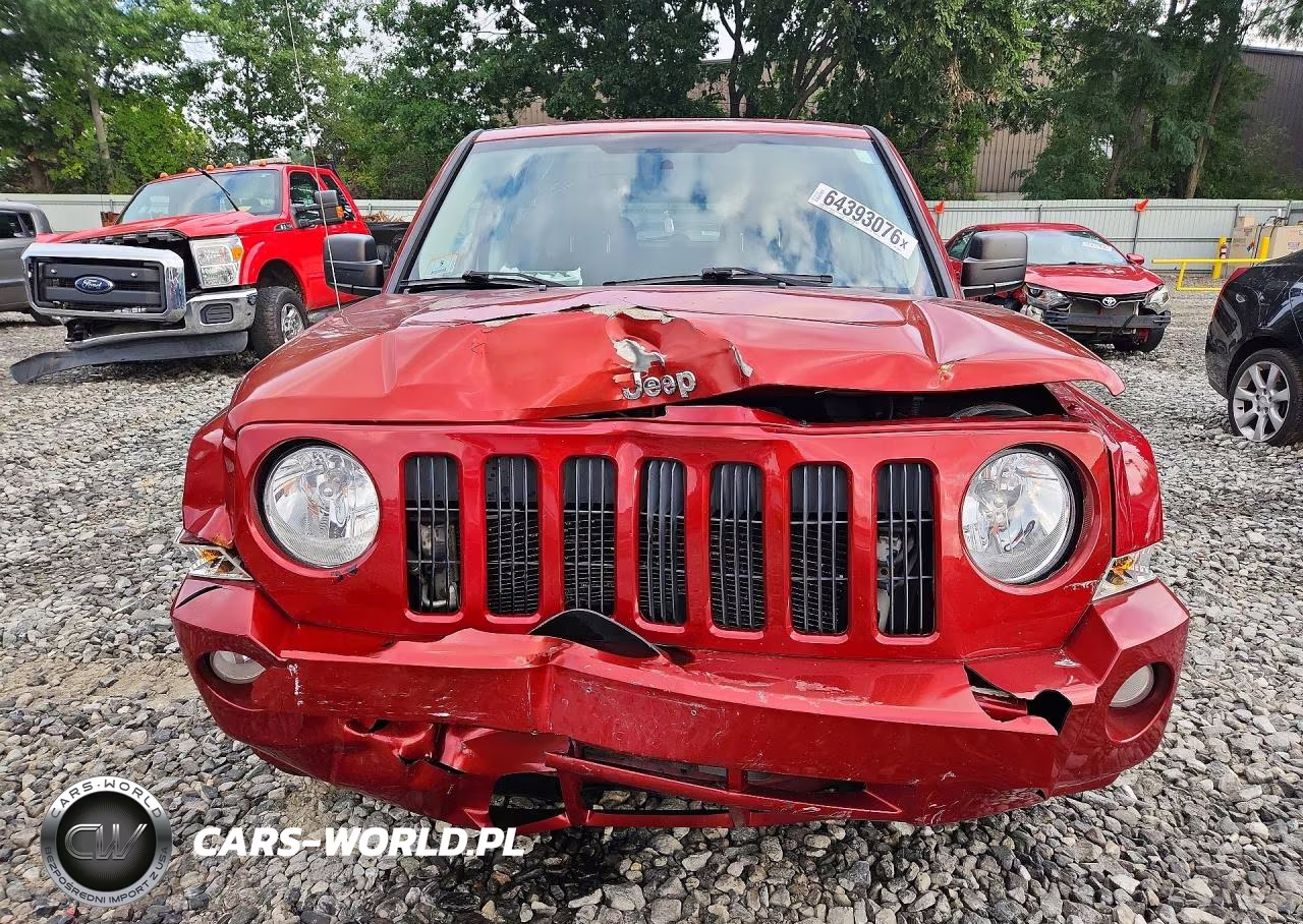 2010 Jeep Patriot Sport VIN:1J4NF2GB2AD505825 - 5