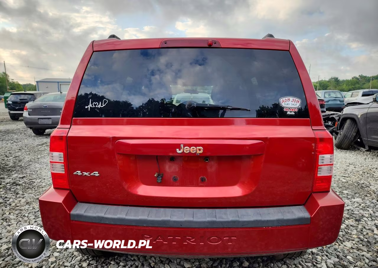 2010 Jeep Patriot Sport VIN:1J4NF2GB2AD505825 - 6