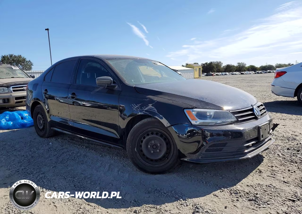 2015 Volkswagen Jetta Base VIN:3VW2K7AJ2FM330678 - 4