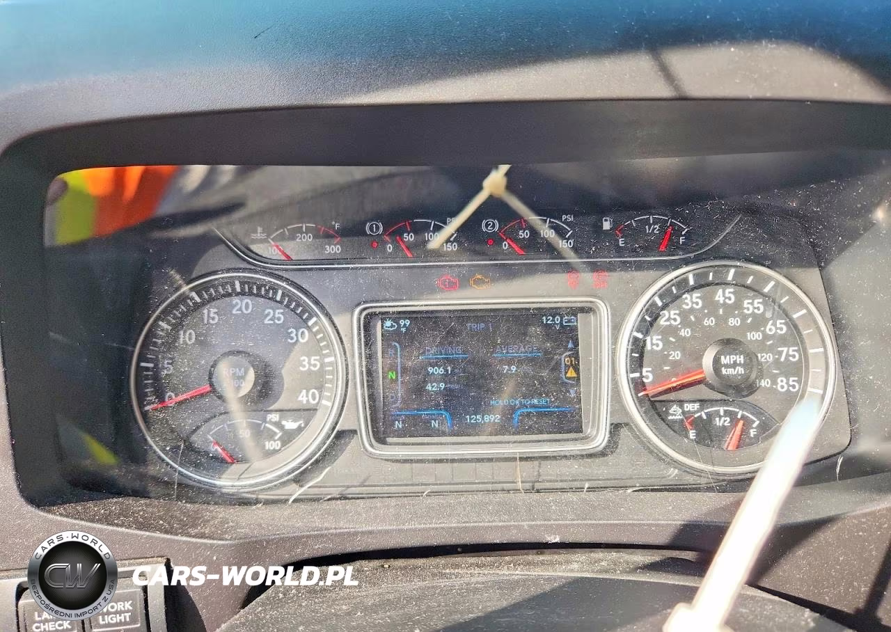 2020 International Mv607 Refrigerated Box Truck VIN:1HTEUMMN4LH801451 - 9