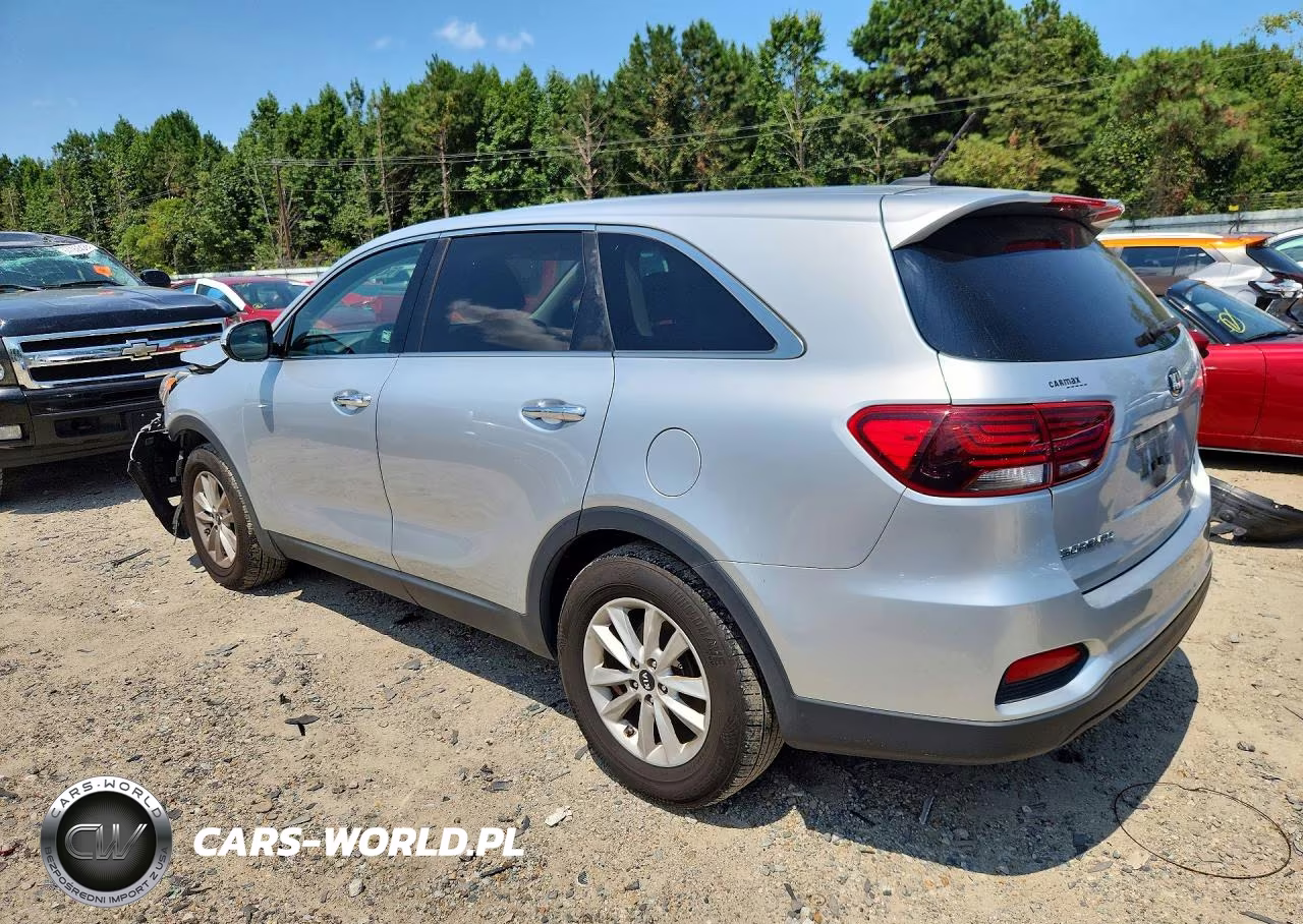 2019 Kia Sorento VIN:5XYPG4A51KG570582 - 2