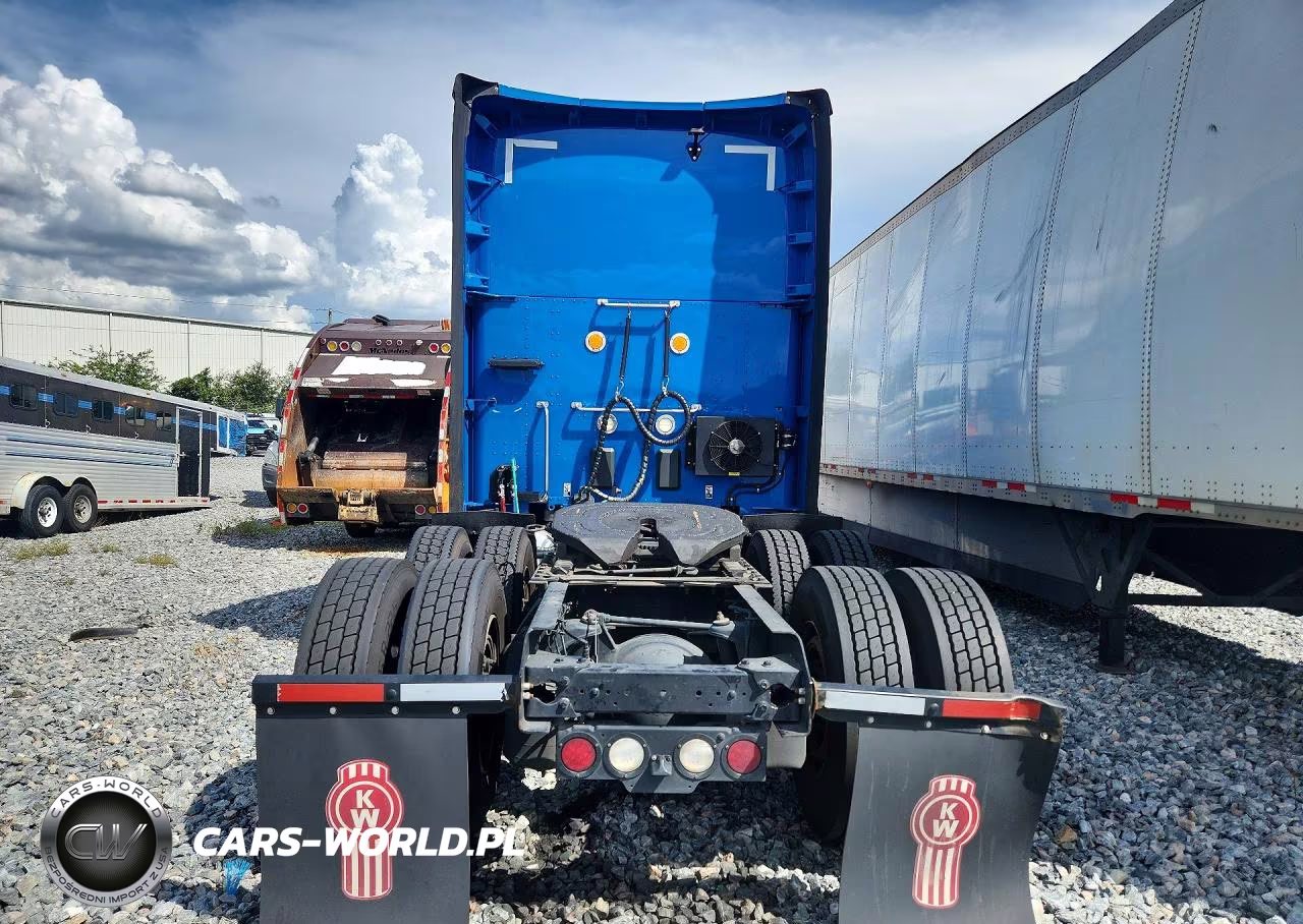 2020 Kenworth Constructi - Semi Truck VIN:1XKYDP9X8LJ303787 - 6