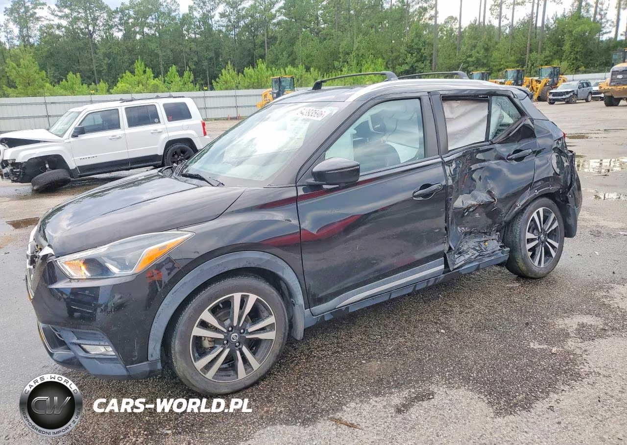 2019 Nissan Kicks Sr