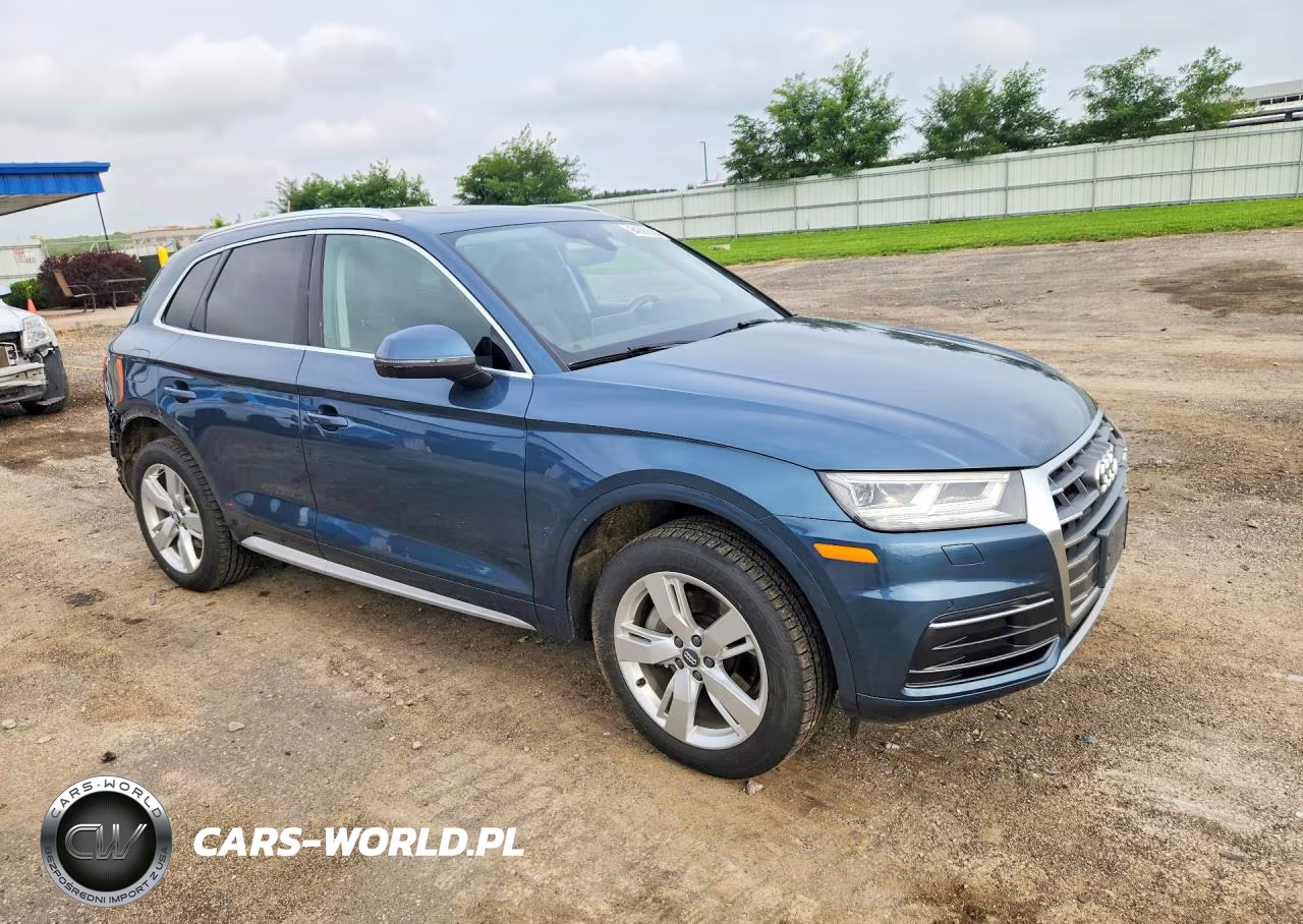2018 Audi Q5 Premium Plus VIN:WA1BNAFY1J2022201 - 4
