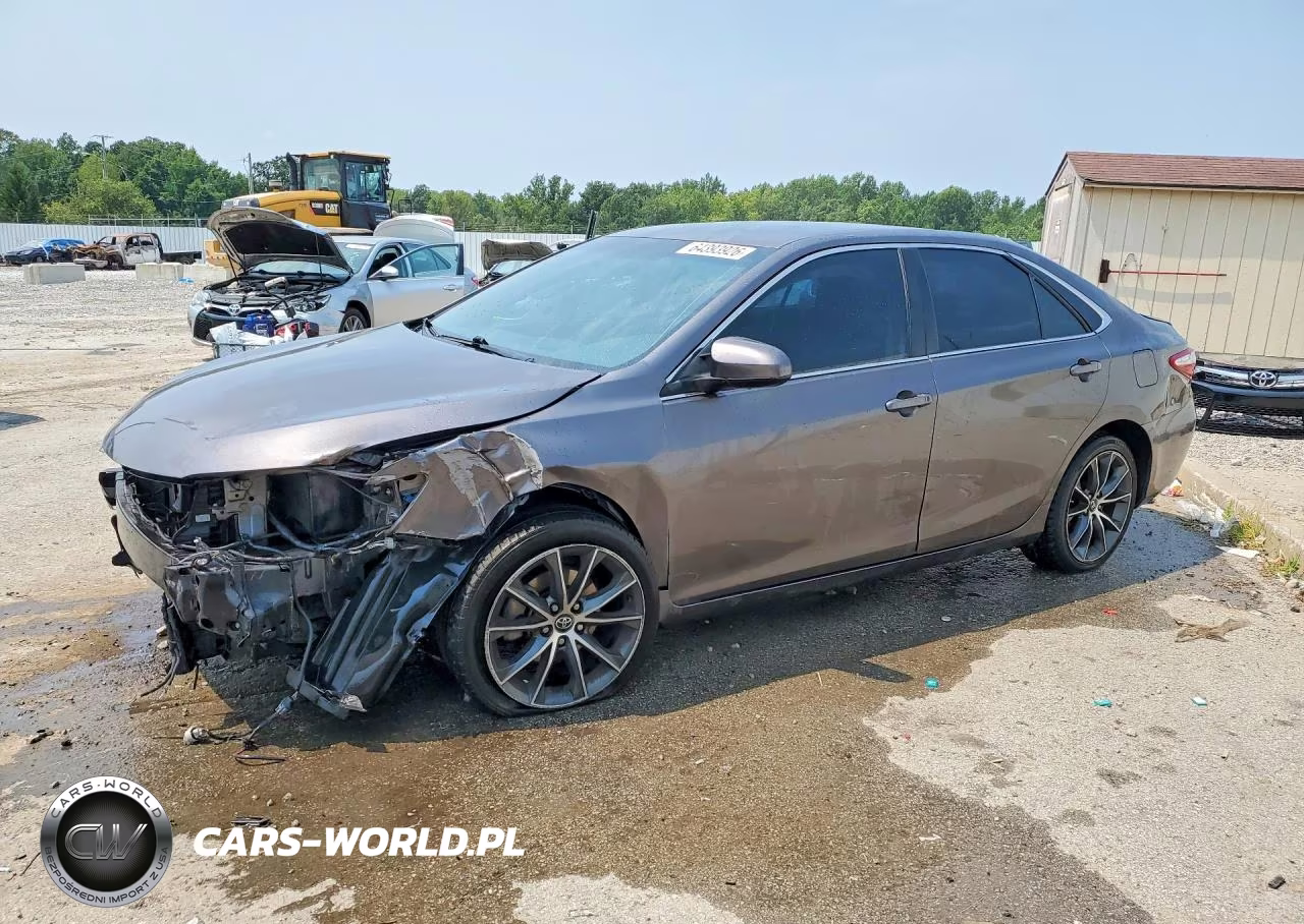 2015 Toyota Camry Xse – zdjęcie 1 z 13