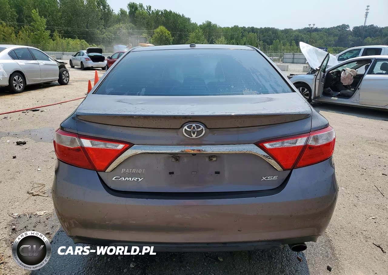 2015 Toyota Camry Xse VIN:4T1BF1FK3FU485611 - 6