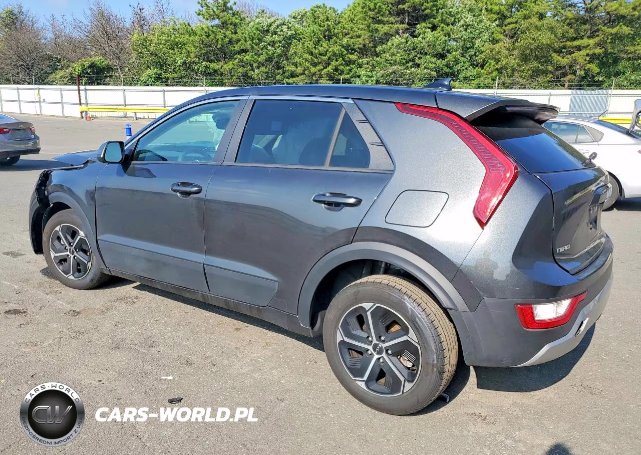 2026 Kia Niro Lx VIN:KNDCP3LE6T5317693 - 2