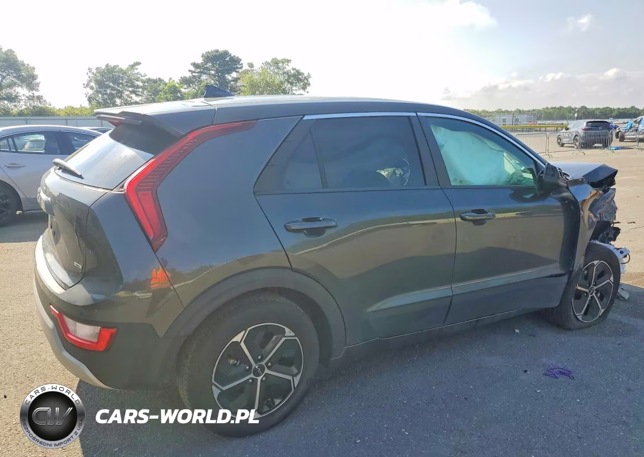 2026 Kia Niro Lx VIN:KNDCP3LE6T5317693 - 3