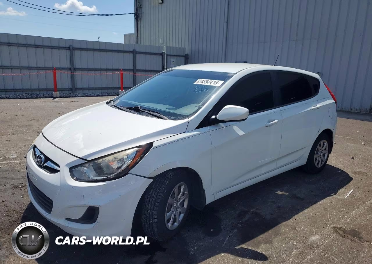 2013 Hyundai Accent Gs – zdjęcie 1 z 12