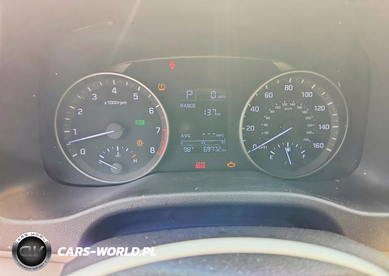 2017 Hyundai Elantra Se VIN:5NPD74LF7HH175672 - 9