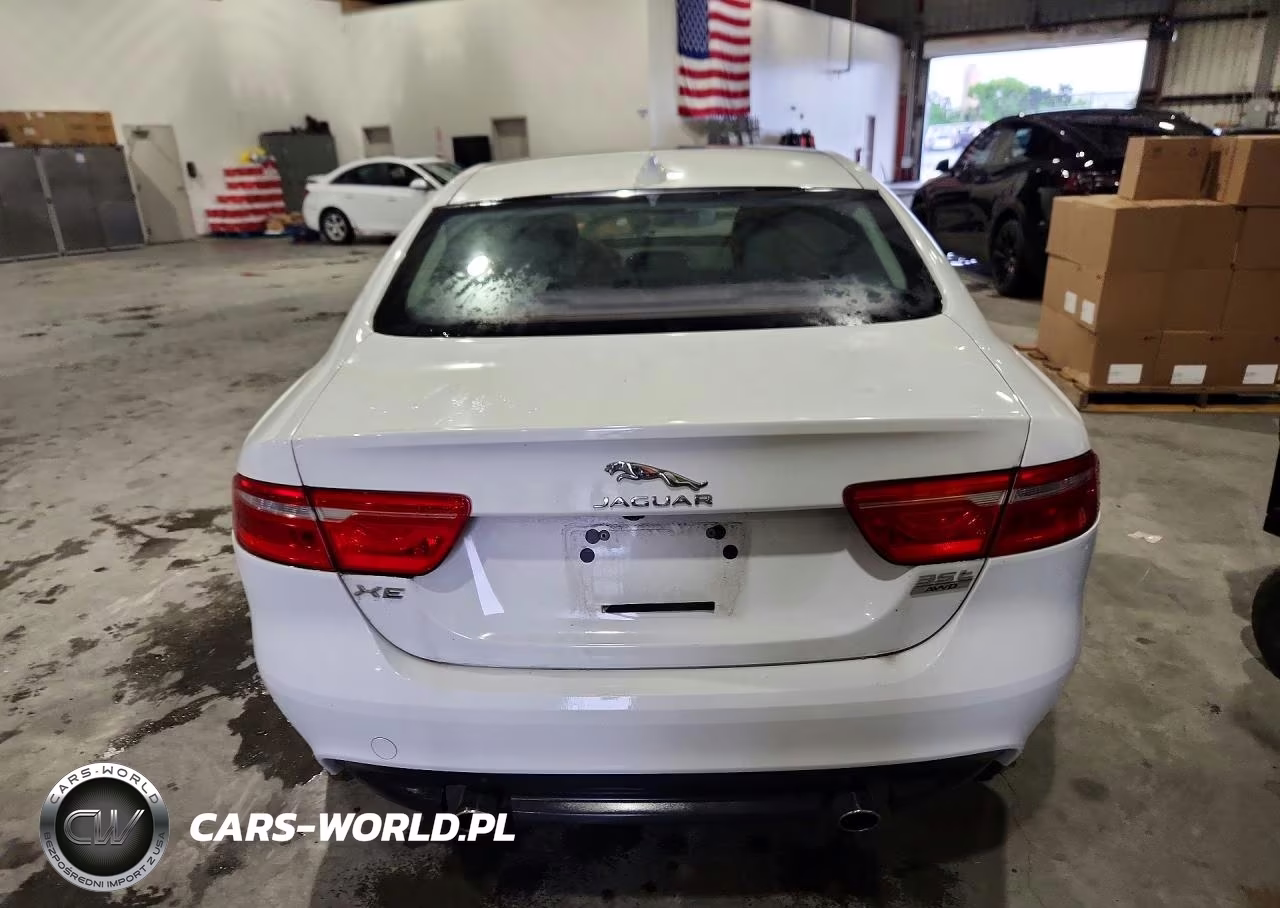 2017 Jaguar Xe Premium VIN:SAJAJ4BV4HCP10659 - 6