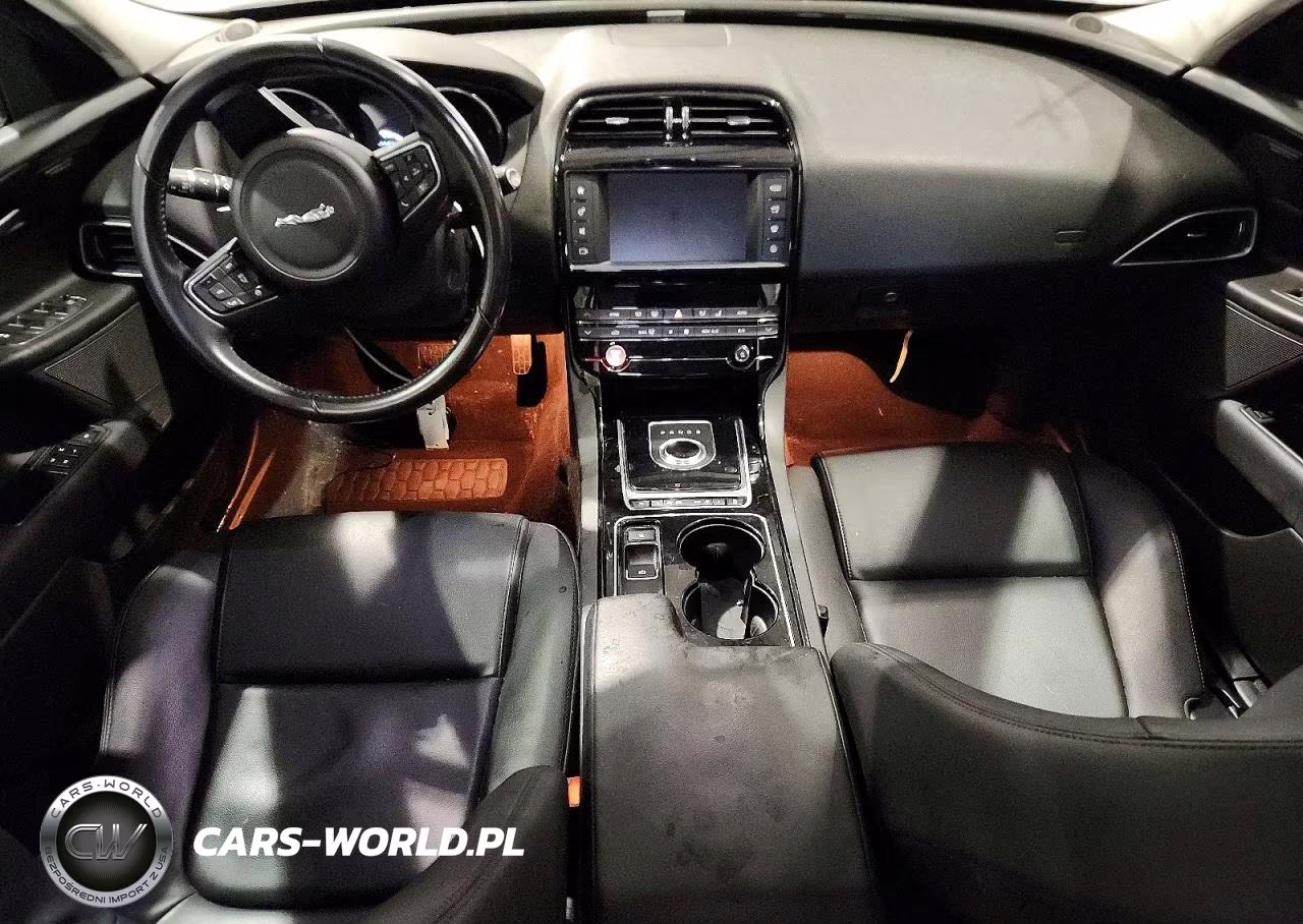 2017 Jaguar Xe Premium VIN:SAJAJ4BV4HCP10659 - 8