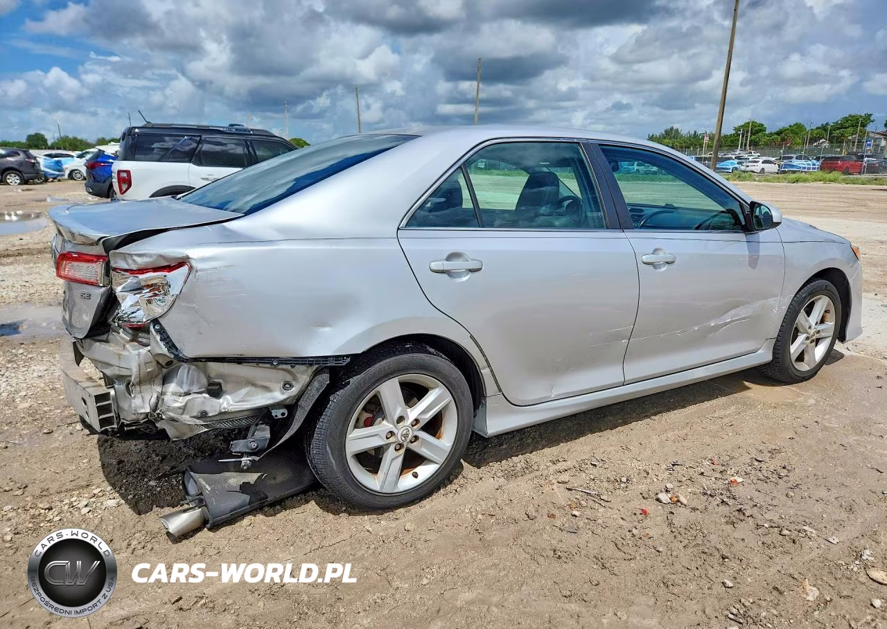 2013 Toyota Camry Se VIN:4T1BF1FK1DU226628 - 3