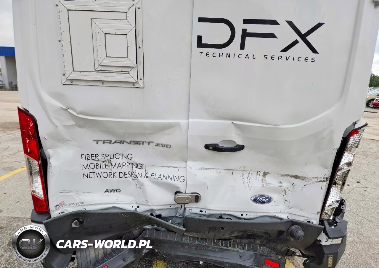 2025 Ford Transit T-250 VIN:1FTBR2X81SKA82883 - 10