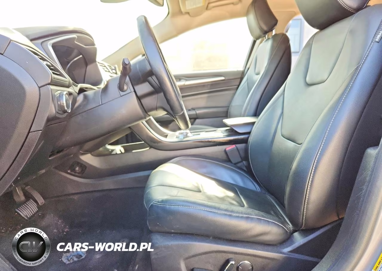 2020 Ford Fusion Titanium VIN:3FA6P0SU6LR230318 - 7
