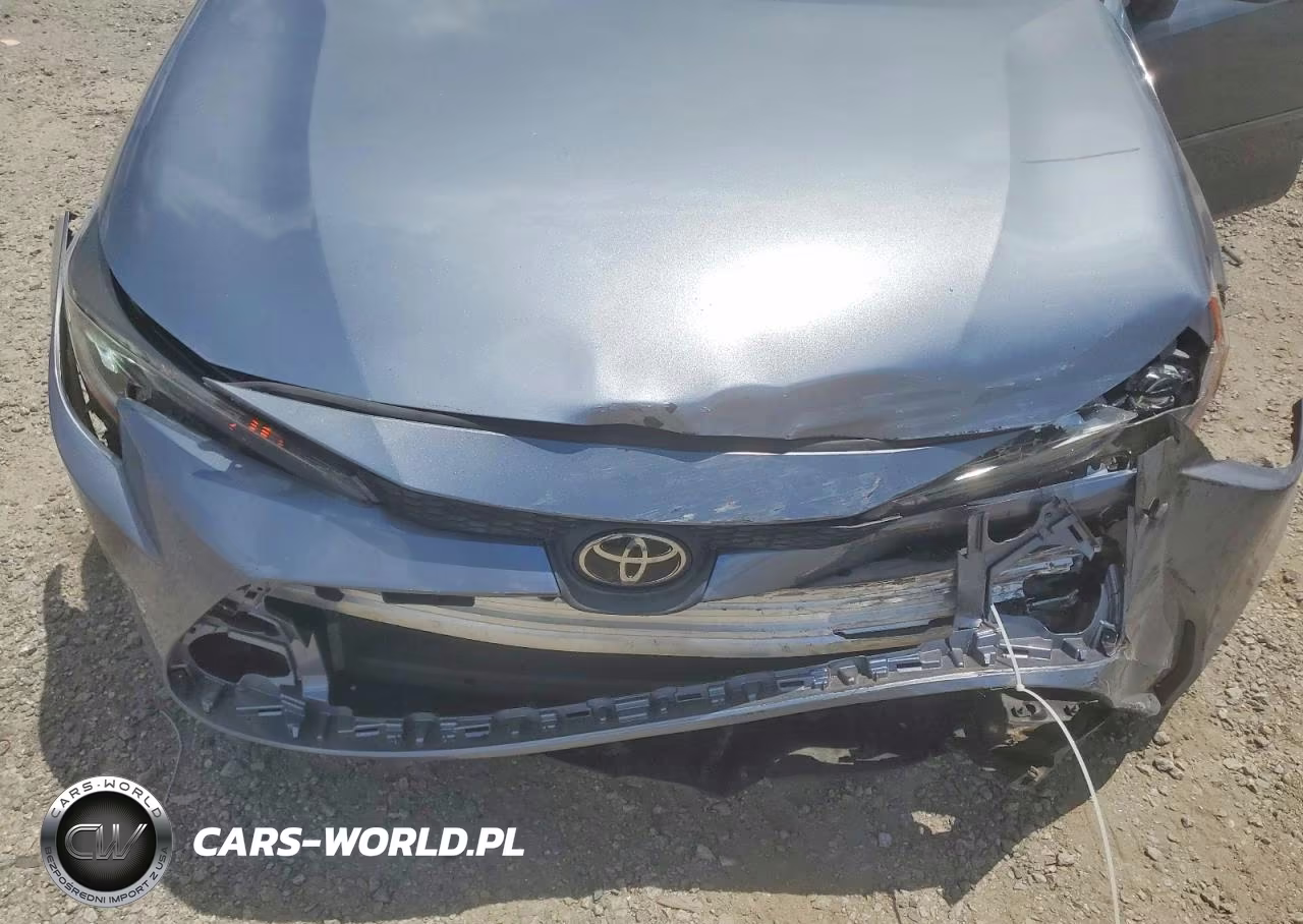 2020 Toyota Corolla Le VIN:5YFEPRAE5LP111282 - 11