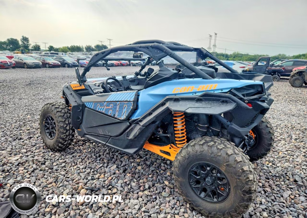 2025 Can-Am Maverick X3 Utility Vehicle VIN:3JBVGAV48SE000604 - 3