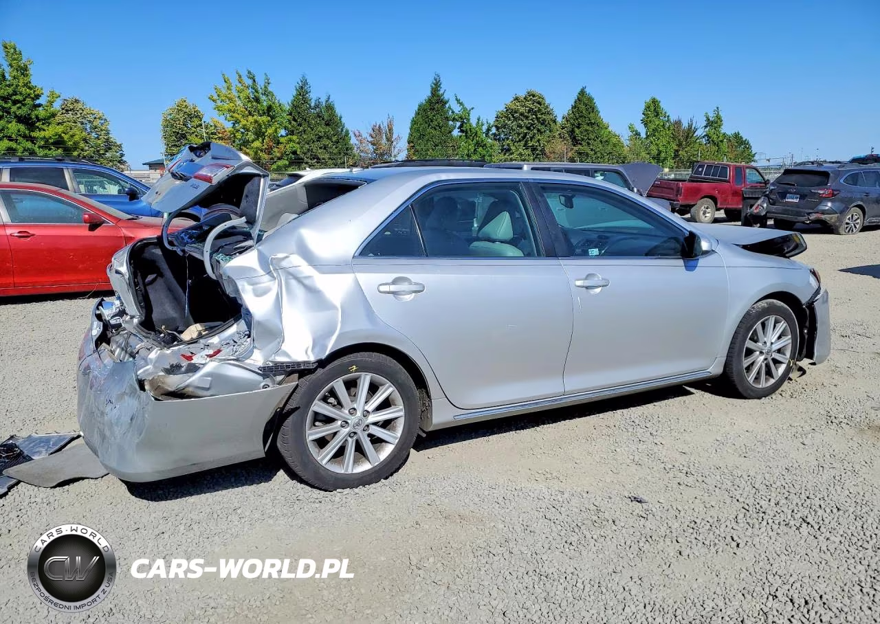 2012 Toyota Camry Xle VIN:4T4BF1FK2CR238470 - 3