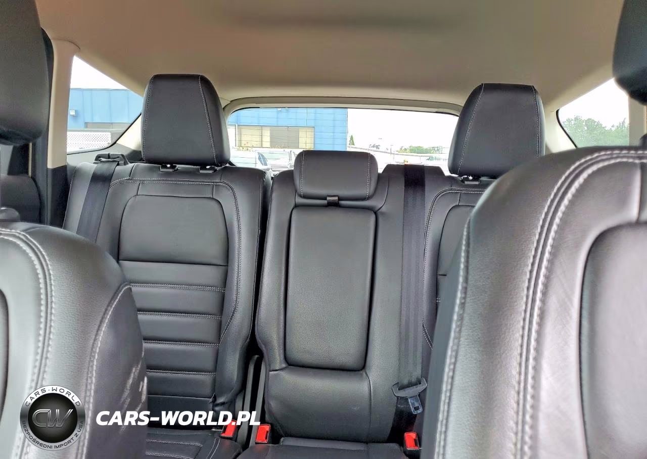 2017 Ford Escape Titanium VIN:1FMCU0JD8HUC64358 - 10