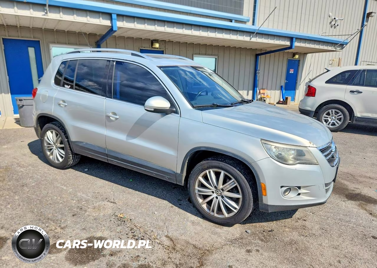 2011 Volkswagen Tiguan S VIN:WVGAV7AX2BW547129 - 4
