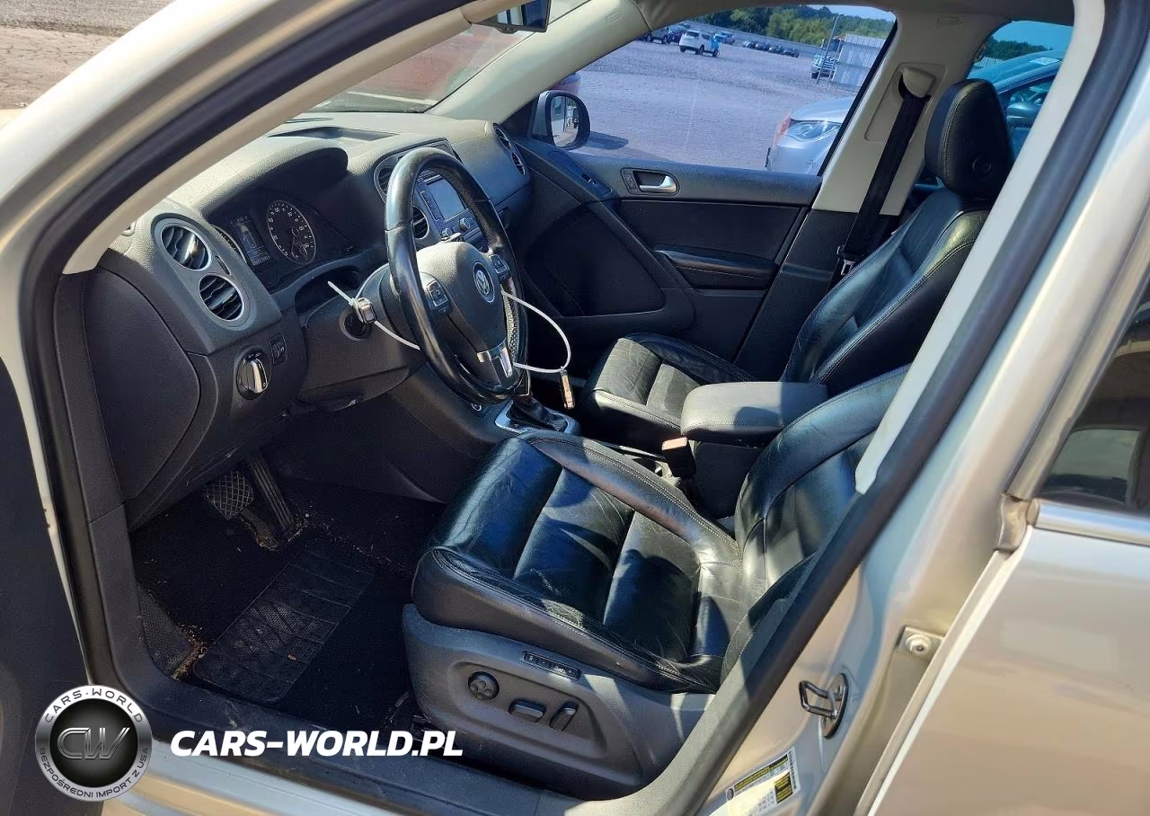 2011 Volkswagen Tiguan S VIN:WVGAV7AX2BW547129 - 7