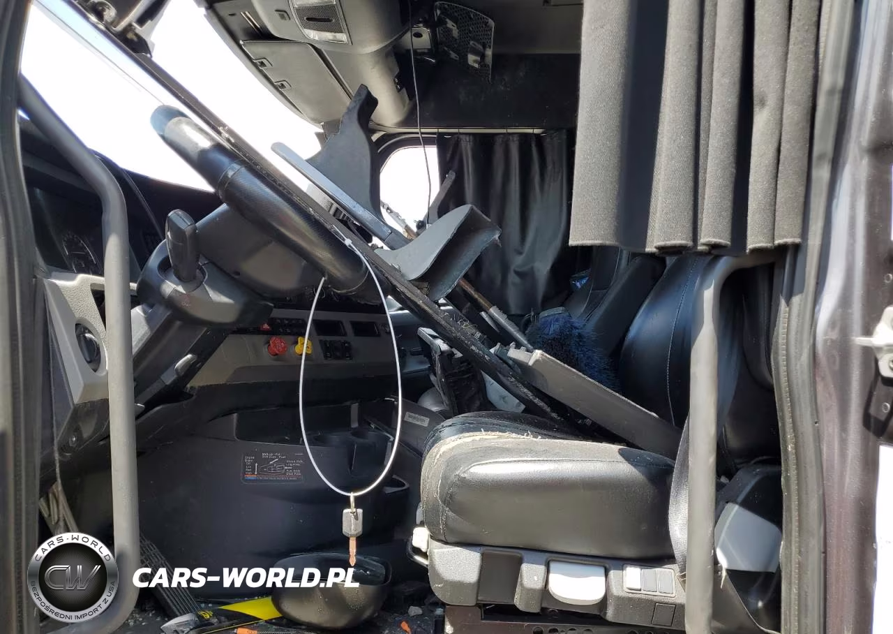 2020 Freightliner Cascadia 126 Semi Truck VIN:3AKJHHDR8LSLP9642 - 5