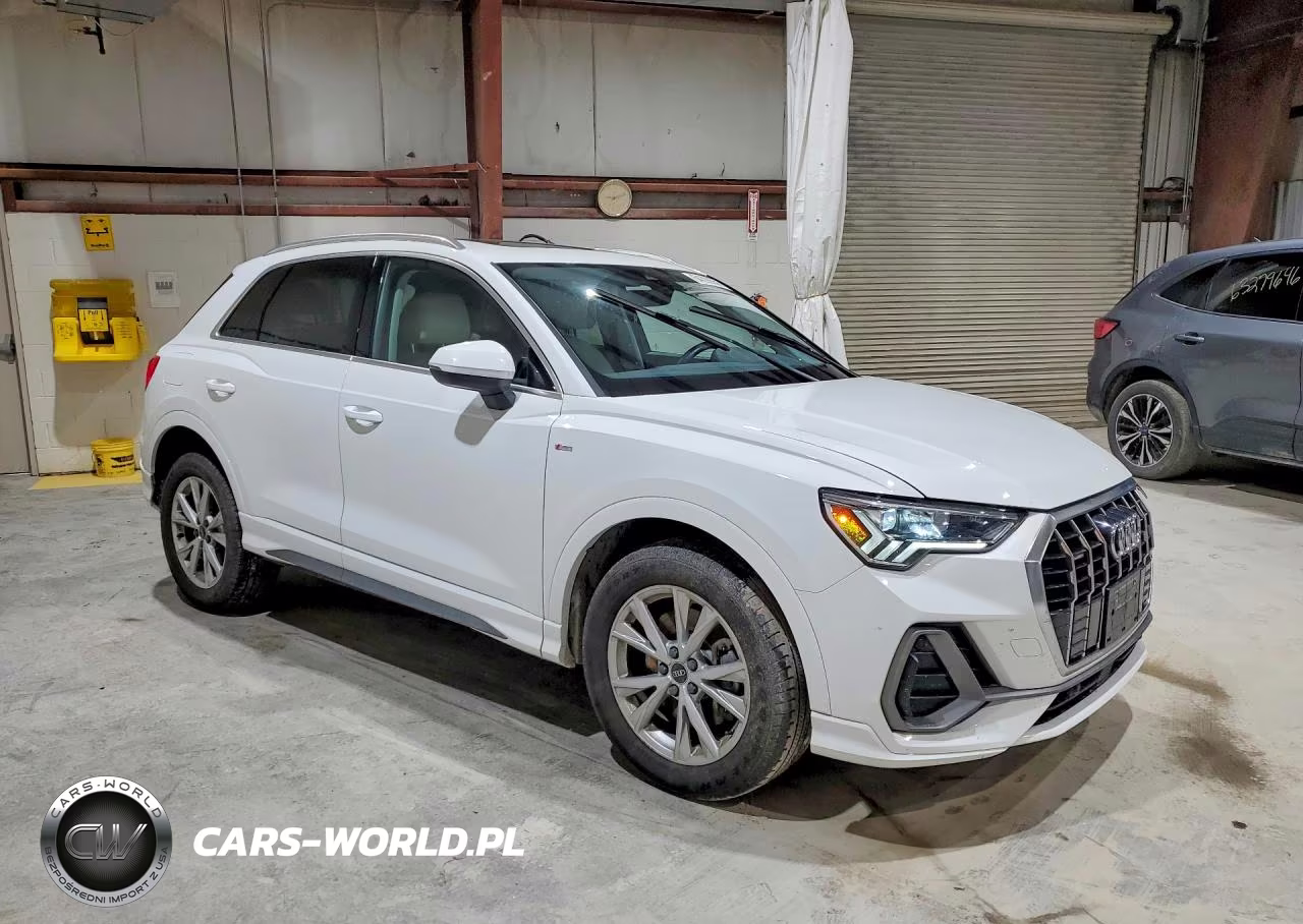 2023 Audi Q3 Premium S Line 45 VIN:WA1DECF3XP1089841 - 4