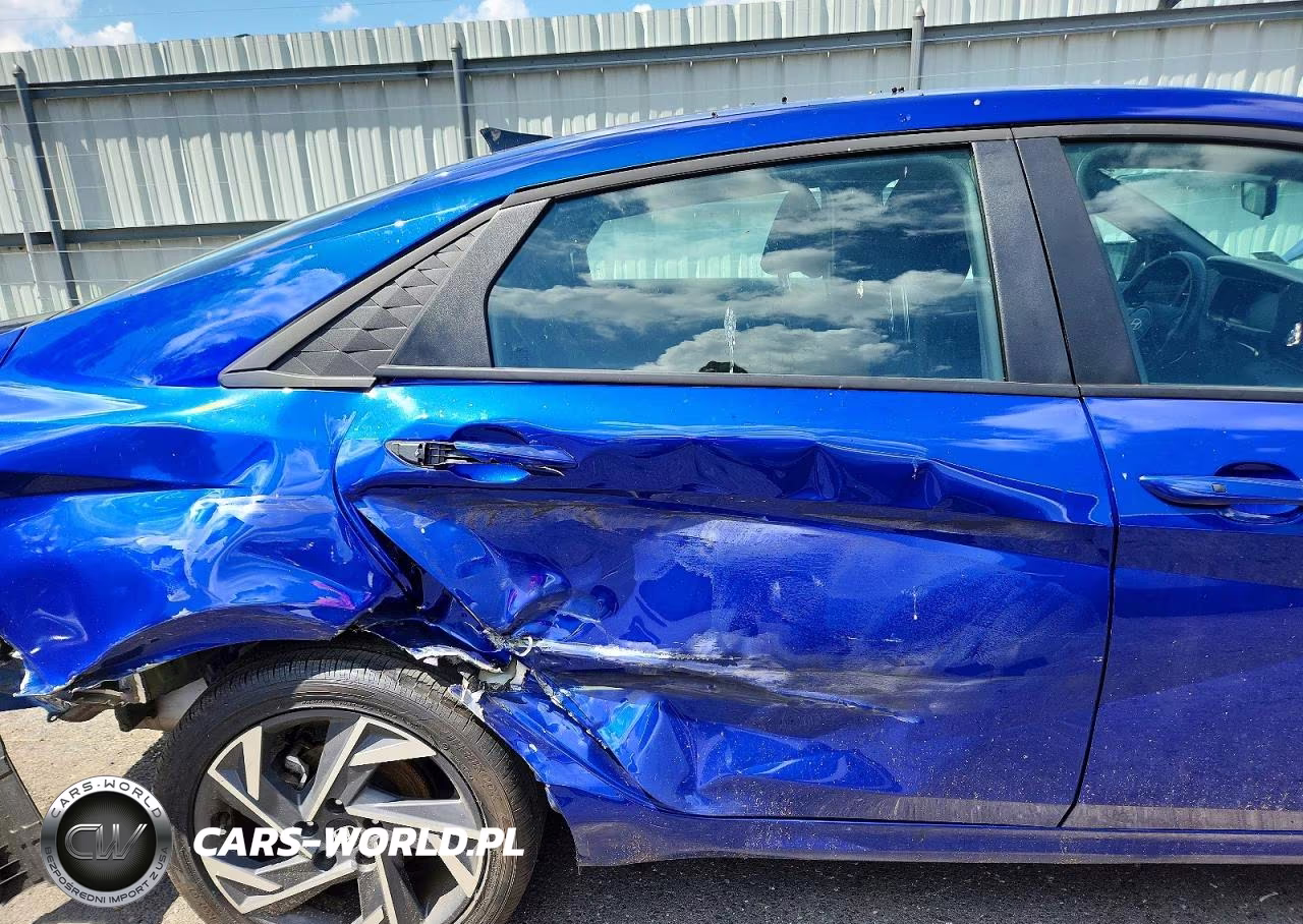 2025 Hyundai Elantra Sel Sport VIN:KMHLM4DG5SU066244 - 10