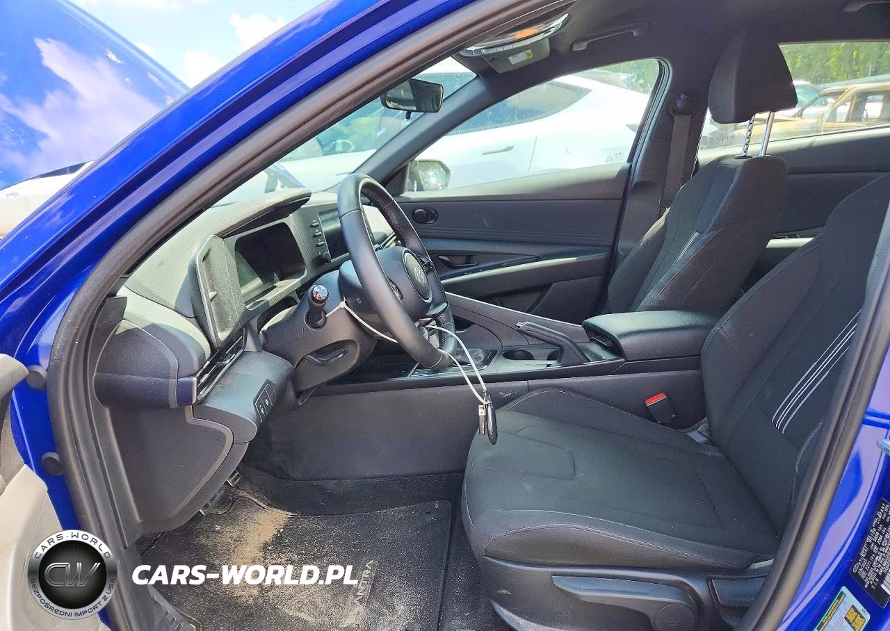 2025 Hyundai Elantra Sel Sport VIN:KMHLM4DG5SU066244 - 7