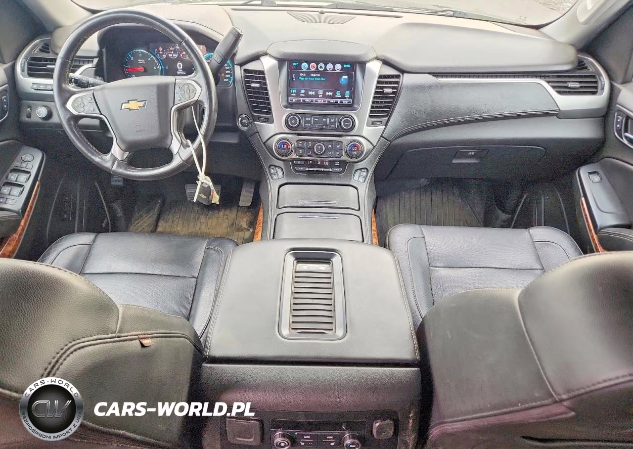 2018 Chevrolet Suburban K1500 Premier VIN:1GNSKJKC5JR261399 - 8