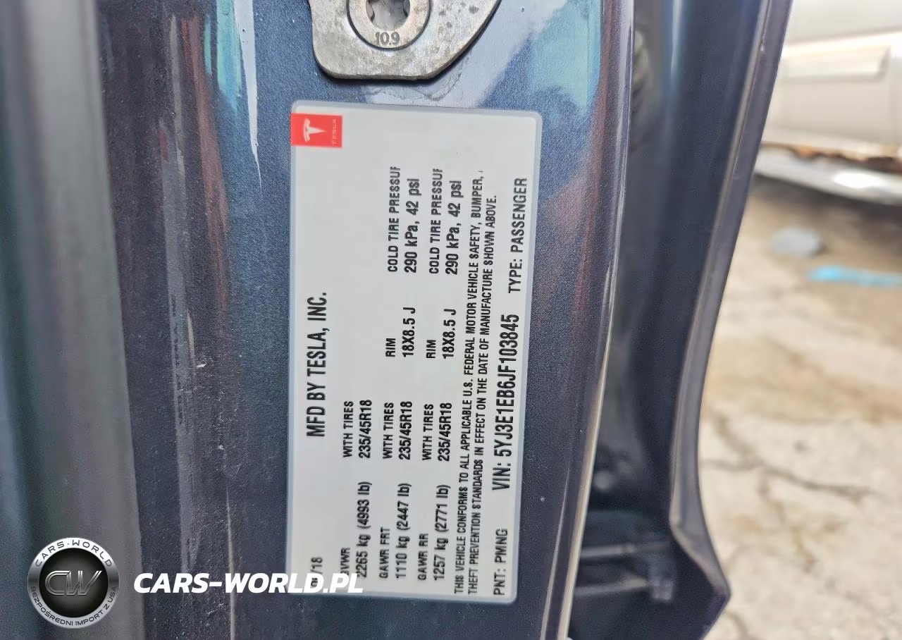 2018 Tesla Model 3 VIN:5YJ3E1EB6JF103845 - 12