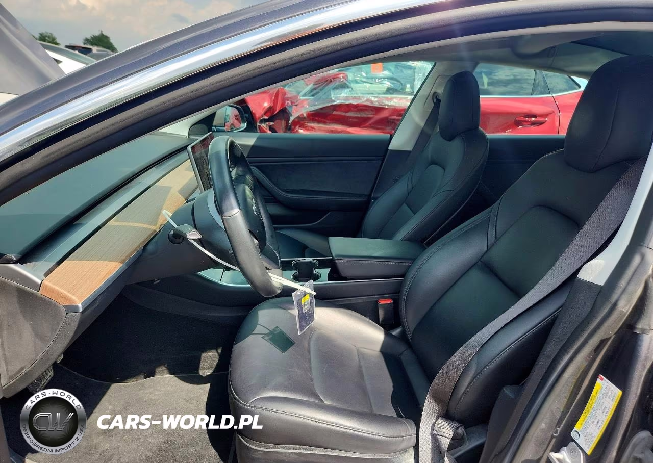 2018 Tesla Model 3 VIN:5YJ3E1EB6JF103845 - 7